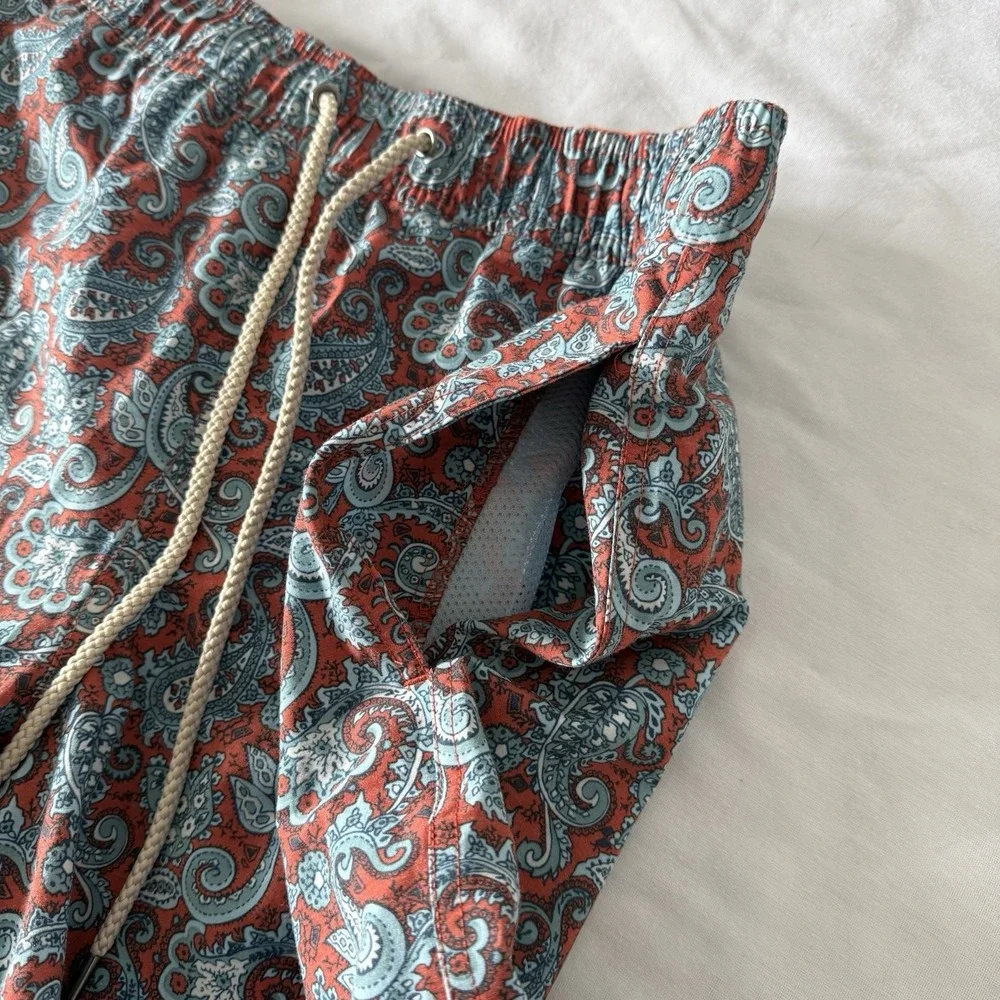 Fair Harbor Lined Swim Trunks Mens Medium Paisley Beach Vacation Drawstring